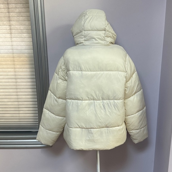 PINK Victoria's Secret marshmallowpuffer size L NWT - Picture 7 of 9